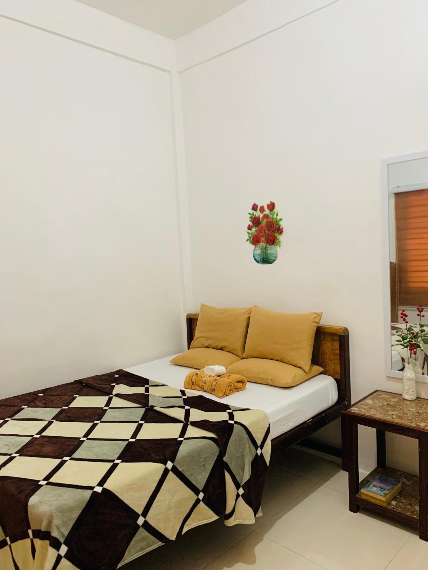 Queen's 1 Apartment El Nido